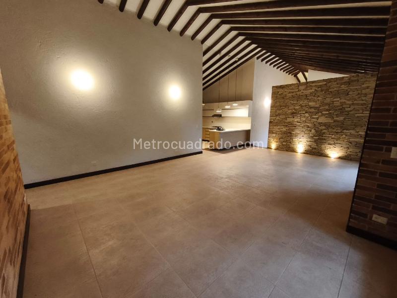 Casa – Envigado, La Mina, Valle de Aburrá - Más