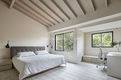 Apartamento de 4 alcobas en venta en El Diamante No. 2, Medellín, 296 m² · foto 9 de 20