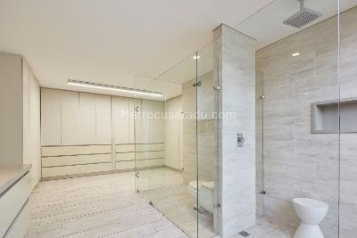 Apartamento de 4 alcobas en venta en El Diamante No. 2, Medellín, 296 m² · foto 17 de 20
