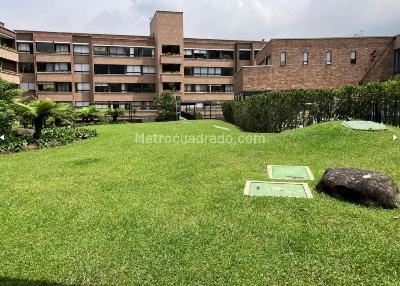 Apartamento de 1 alcoba en venta en El Escobero, Envigado, 89 m² · foto 19 de 20