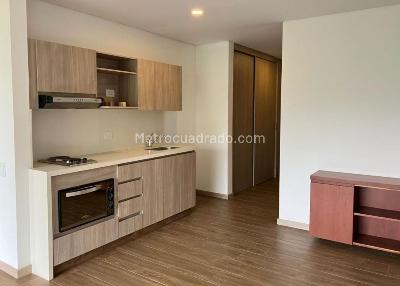 Apartamento de 1 alcoba en venta en El Escobero, Envigado, 89 m² · foto 20 de 20