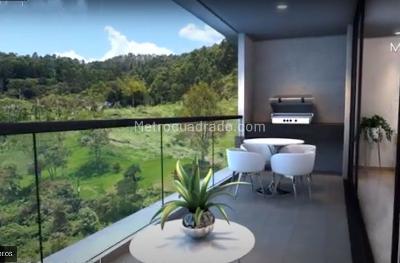 Apartamento de 2 alcobas en venta en Loma Padre Marianito, Medellín, 108 m² · foto 12 de 17