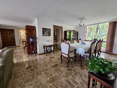 Apartamento de 4 alcobas en venta en El Poblado, Medellín, 234 m² · foto 3 de 16