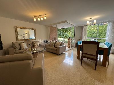 Apartamento de 3 alcobas en venta en El Poblado, Medellín, 153 m² · foto 2 de 20