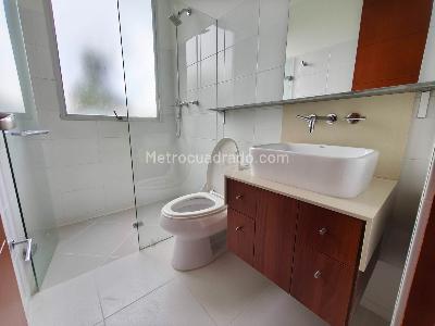 Casa de 4 alcobas en venta en Llanogrande, Rionegro, 363 m² · foto 10 de 20