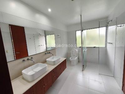 Casa de 4 alcobas en venta en Llanogrande, Rionegro, 363 m² · foto 15 de 20