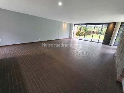 Casa de 4 alcobas en venta en Llanogrande, Rionegro, 363 m² · foto 4 de 20