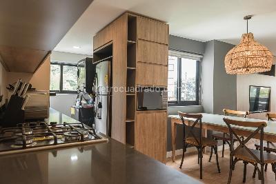 Apartamento en venta en El Poblado, Medellín · foto 8 de 20