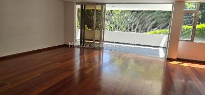 Apartamento de 3 alcobas en venta en Poblado Loma De Alejandria, Medellín, 230 m² · foto 5 de 20