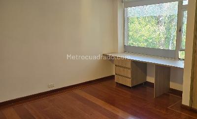 Apartamento de 3 alcobas en venta en Poblado Loma De Alejandria, Medellín, 230 m² · foto 17 de 20
