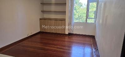 Apartamento de 3 alcobas en venta en Poblado Loma De Alejandria, Medellín, 230 m² · foto 13 de 20