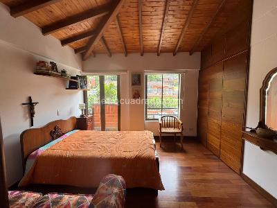 Casa de 3 alcobas en venta en La Sebastiana, Envigado, 292 m² · foto 2 de 20