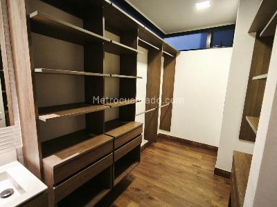 Apartamento de 2 alcobas en venta en Poblado San Lucas, Medellín, 129 m² · foto 12 de 20