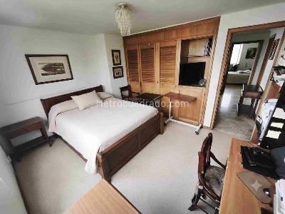 Apartamento de 4 alcobas en venta en El Poblado Las Lomas, Medellín, 179 m² · foto 11 de 20