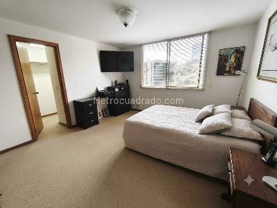 Apartamento de 4 alcobas en venta en El Poblado Las Lomas, Medellín, 179 m² · foto 12 de 20