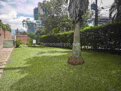 Apartamento de 4 alcobas en venta en El Poblado Las Lomas, Medellín, 179 m² · foto 19 de 20