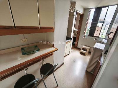Apartamento de 4 alcobas en venta en El Poblado Las Lomas, Medellín, 179 m² · foto 8 de 20