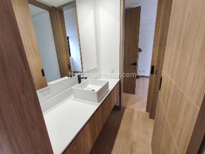 Apartamento de 2 alcobas en venta en El Poblado La Linde, Medellín, 110 m² · foto 12 de 19