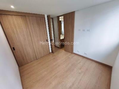 Apartamento de 2 alcobas en venta en El Poblado La Linde, Medellín, 110 m² · foto 10 de 19