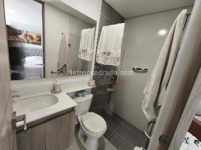 Apartamento de 3 alcobas en venta en Los Alcazares, Sabaneta, 64 m² · foto 12 de 20