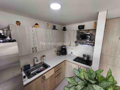 Apartamento de 3 alcobas en venta en Los Alcazares, Sabaneta, 64 m² · foto 6 de 20