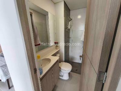Apartamento de 3 alcobas en venta en Los Alcazares, Sabaneta, 64 m² · foto 9 de 20