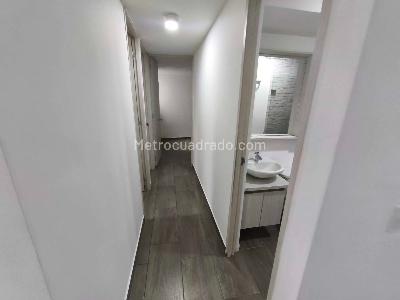 Apartamento de 3 alcobas en venta en La Inmaculada, Sabaneta, 58 m² · foto 5 de 14