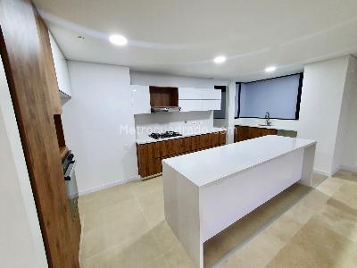 Apartamento de 3 alcobas en venta en El Poblado Santa Maria De Los Angeles, Medellín, 205 m² · foto 5 de 19