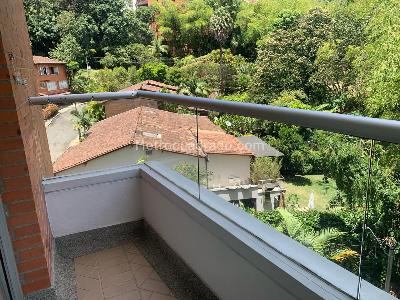 Apartamento de 1 alcoba en venta en Poblado San Lucas, Medellín, 37 m² · foto 5 de 17