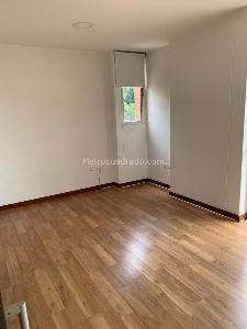 Apartamento de 1 alcoba en venta en Poblado San Lucas, Medellín, 37 m² · foto 3 de 17