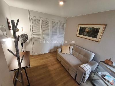 Apartamento de 2 alcobas en venta en El Poblado La Linde, Medellín, 69 m² · foto 19 de 20