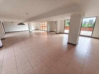 Apartamento de 2 alcobas en venta en El Poblado La Linde, Medellín, 69 m² · foto 20 de 20