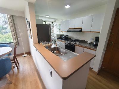 Apartamento de 2 alcobas en venta en El Poblado La Linde, Medellín, 69 m² · foto 6 de 20