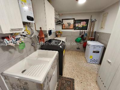 Apartamento de 3 alcobas en venta en El Poblado Castropol, Medellín, 224 m² · foto 5 de 20
