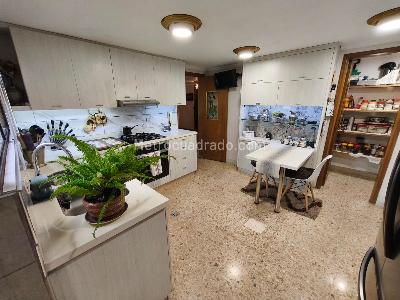 Apartamento de 3 alcobas en venta en El Poblado Castropol, Medellín, 224 m² · foto 6 de 20