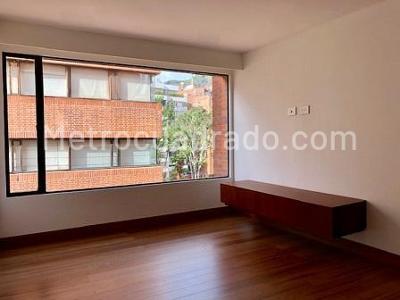 Apartamento de 3 alcobas en venta en La Cabrera, Bogotá, 255 m² · foto 11 de 20