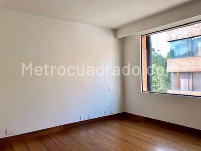 Apartamento de 3 alcobas en venta en La Cabrera, Bogotá, 255 m² · foto 12 de 20