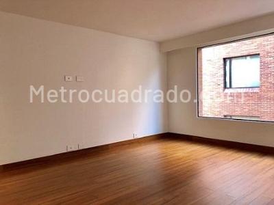 Apartamento de 3 alcobas en venta en La Cabrera, Bogotá, 255 m² · foto 17 de 20