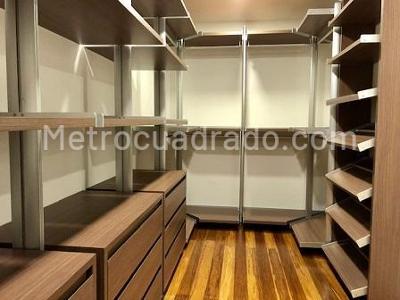 Apartamento de 3 alcobas en venta en La Cabrera, Bogotá, 255 m² · foto 18 de 20