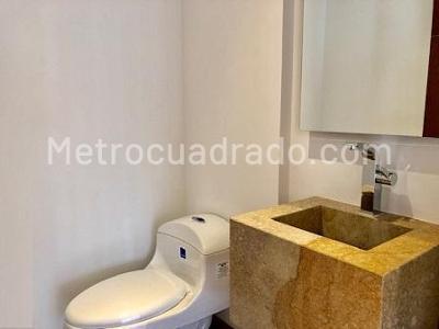 Apartamento de 3 alcobas en venta en La Cabrera, Bogotá, 255 m² · foto 6 de 20