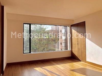 Apartamento de 3 alcobas en venta en La Cabrera, Bogotá, 255 m² · foto 7 de 20