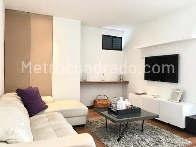 Apartamento de 2 alcobas en venta en Country Virrey, Bogotá, 125 m² · foto 9 de 20