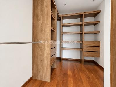 Apartamento de 2 alcobas en venta en Country Virrey, Bogotá, 125 m² · foto 15 de 20