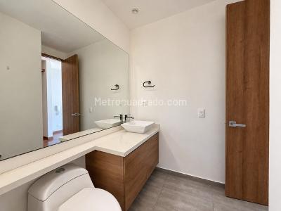 Apartamento de 2 alcobas en venta en Country Virrey, Bogotá, 125 m² · foto 16 de 20