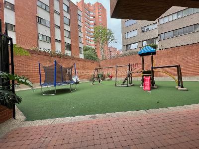 Apartamento de 4 alcobas en venta en La Cabrera, Bogotá, 422 m² · foto 18 de 19