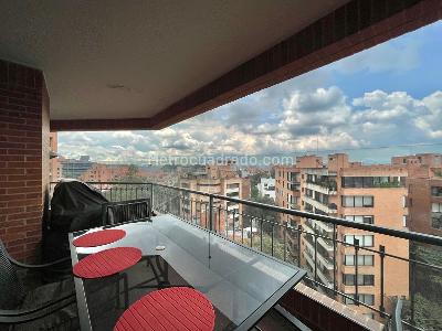 Apartamento de 4 alcobas en venta en La Cabrera, Bogotá, 422 m² · foto 3 de 19