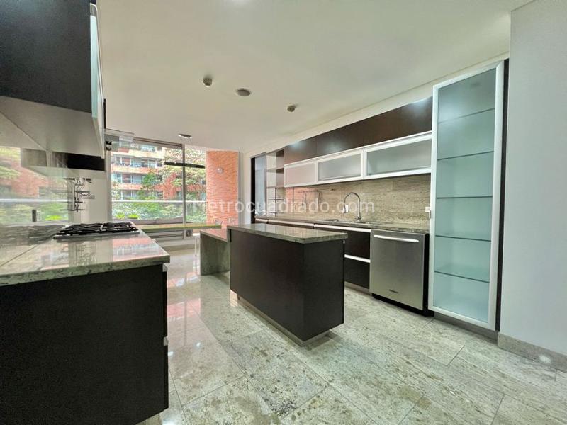 Apartamento en Arriendo, ROSALES, Bogotá D.C. – další