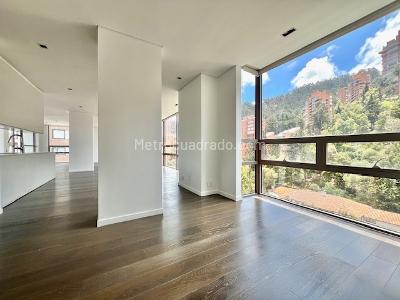 Apartamento de 3 alcobas en venta en La Cabrera, Bogotá, 260 m² · foto 5 de 17