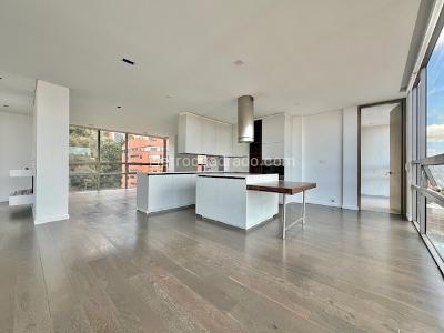 Apartamento de 3 alcobas en venta en La Cabrera, Bogotá, 260 m² · foto 3 de 17