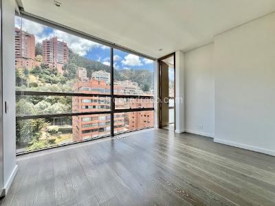 Apartamento de 3 alcobas en venta en La Cabrera, Bogotá, 260 m² · foto 7 de 17